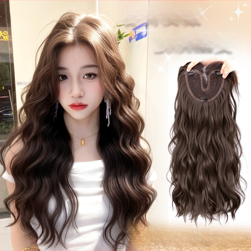 Dámska parochňa – ľahko zvlnené vodné vlny, objem v hornej časti, kučeravé vlasy, vysokoteplotná hodvábna vlákna, mechanické spracovanie, možné farbiť