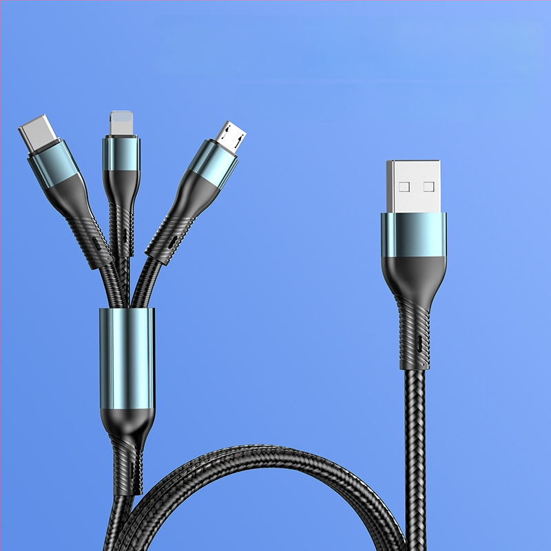 Põimitud 3-ühes kiirlaadimise kaabel: Lightning, Micro USB ja USB-C, maksimaalne väljundvõimsus 120W