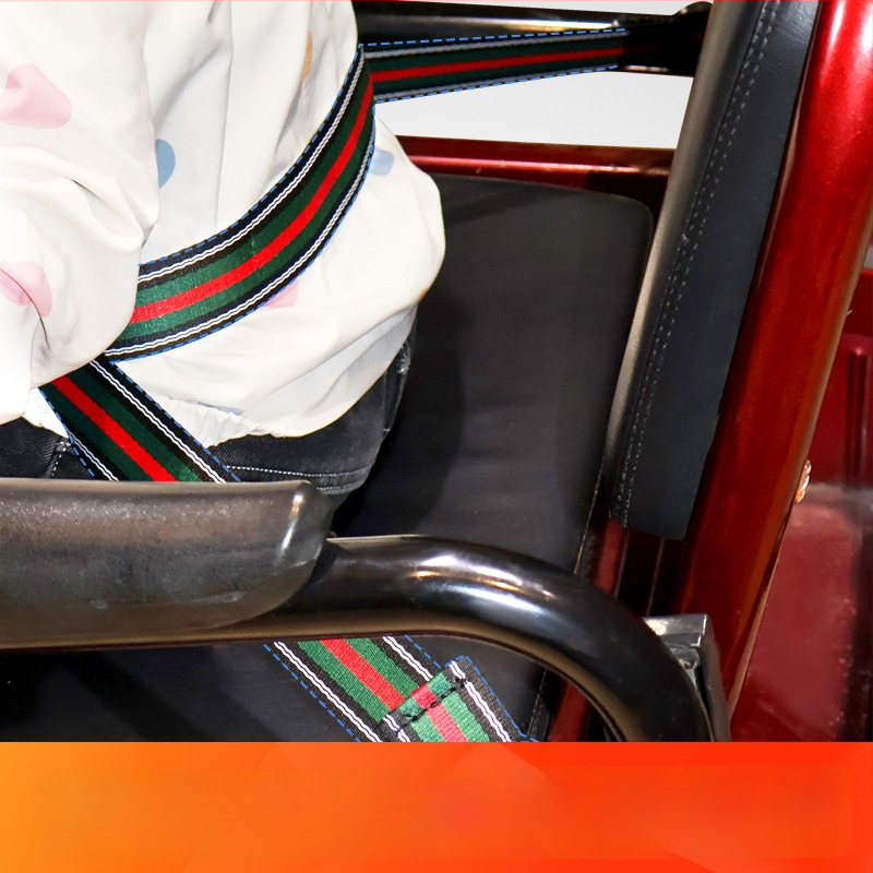 Bezpečnostný pás zadného sedadla pre trojkolové elektrické vozidlo s dvojitou ochranou proti pádu; Materiály: zinková zliatina, plastová oceľ, hliníková zliatina, napodobený nylon; Vhodný pre motocykle, elektrické bicykle a elektrické kolobežky; Vek: 1,5–1