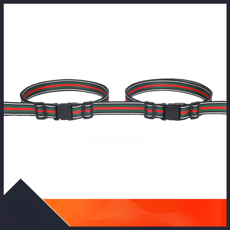 Bezpečnostný pás zadného sedadla pre trojkolové elektrické vozidlo s dvojitou ochranou proti pádu; Materiály: zinková zliatina, plastová oceľ, hliníková zliatina, napodobený nylon; Vhodný pre motocykle, elektrické bicykle a elektrické kolobežky; Vek: 1,5–1