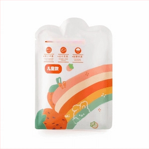 Detský jednorazový priehľadný pončo na dážď z PVC, kompletné krytie, klasický štýl