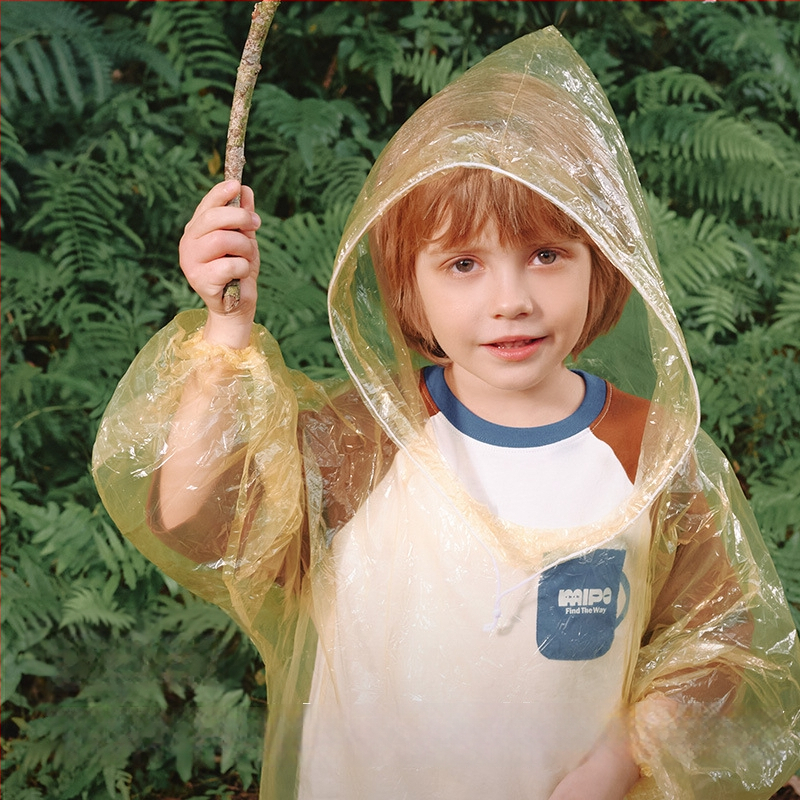 Detské jednorazové pončo do dažďa, ľahko prenosné na cestovanie, z hrubého PE materiálu