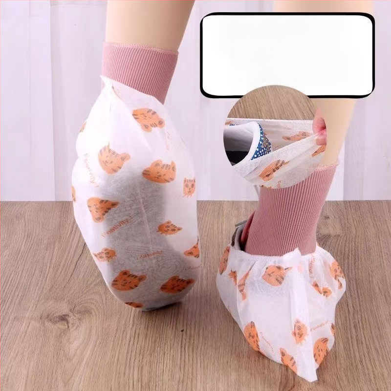 Jednorázové návleky na topánky z netkanej textílie – nepremokavé, hrubé, protiskluzové, pre vnútorné použitie