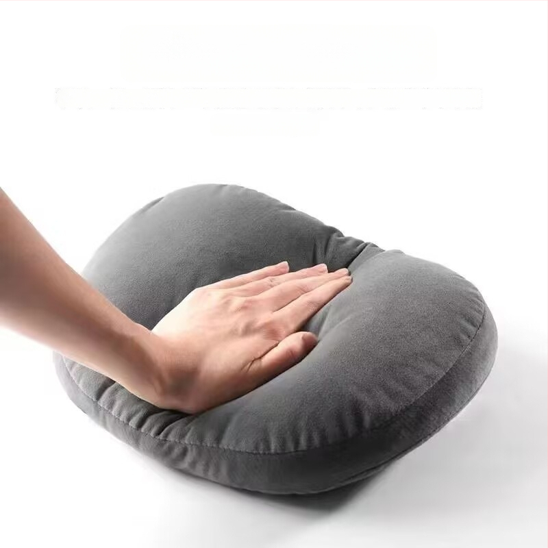 Automašīnas galvas balsts ar jostas atbalstu, kakla spilvens, velūra ārējā apdare, sintētisko šķiedru pildījums, universāla saderība