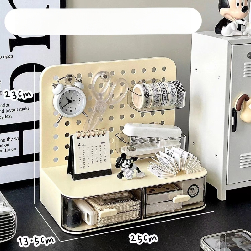 Kõverdatud laua pliiatsihoidik – metallist, kaasaegne minimalistlik stiil, maht 1 L, ühtlane muster