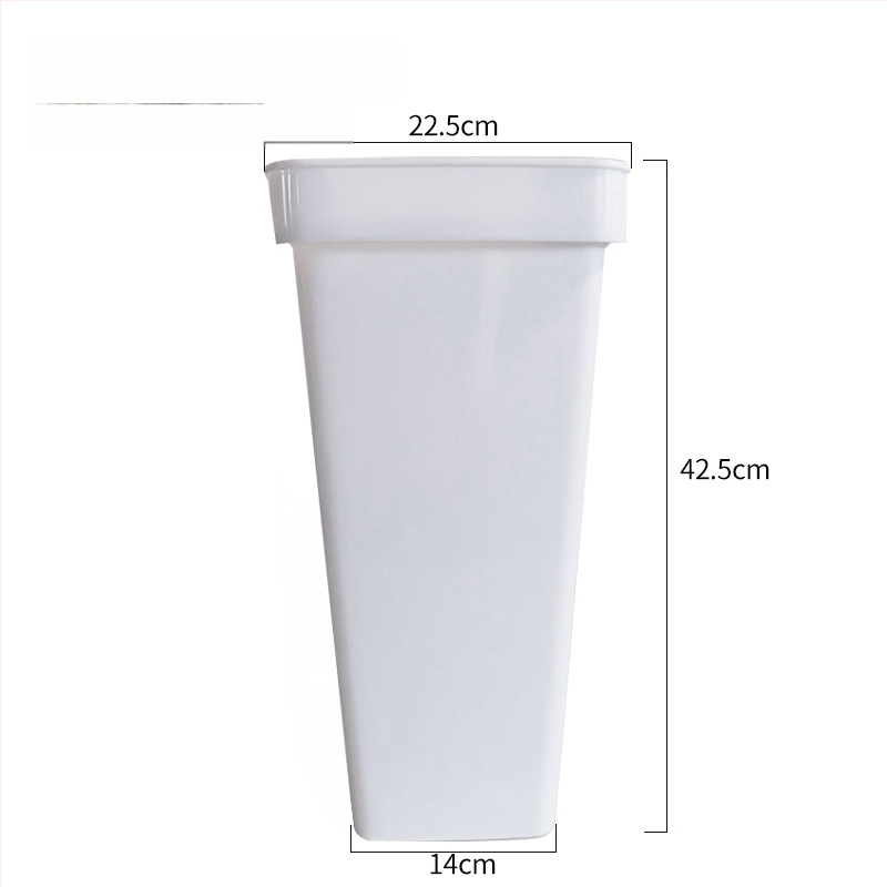 Plastový kvetináč s hrubšími stenami pre floristické aranžovanie, odolný voči korózii, vstrekované prevedenie, na stolné použitie