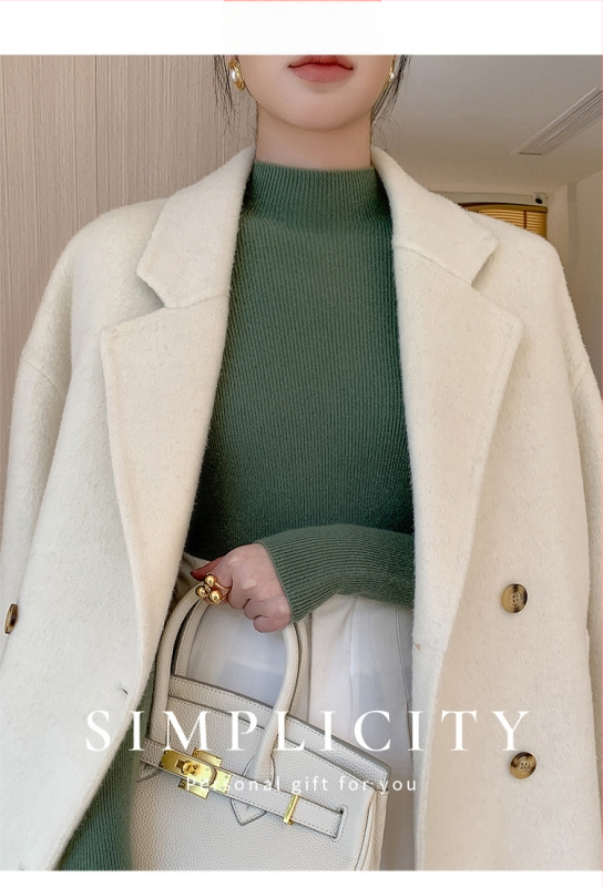 Bezšvový sveter z vlne 95%+ vlna, vysoký golier, dlhé rukávy, bežná dĺžka