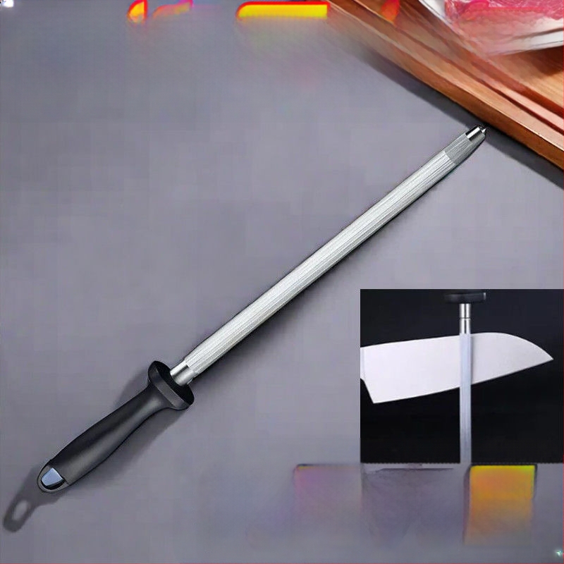 Tyč na ostrenie nožov – nerezová oceľ, ostrenie nástroj, moderný minimalizmus (uvedená v roku 2024)