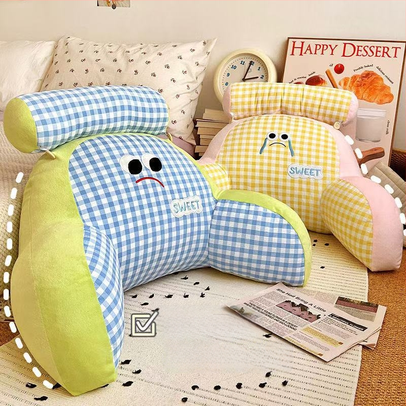 Bedrová opora – vankúš na objímanie s karikatúrnym vzorom, PP bavlna výplň, vonkajší materiál: polyester-bavlna + krištáľový velúr