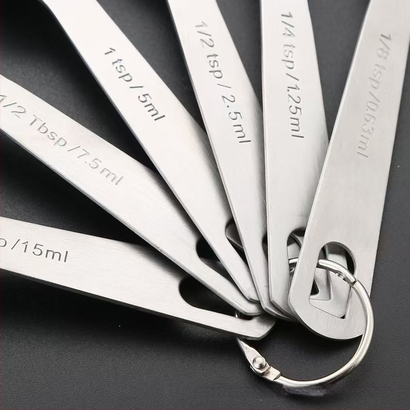6-dielny set meracích lyžíc z nehrdzavejúcej ocele so stupnicou, na pečenie a do kuchyne — Model: Measuring Spoon 1
