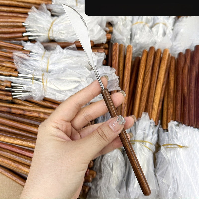 Sada noža, vidličky a lyžice z 304 nerezovej ocele s drevenou rukoväťou, japonský štýl