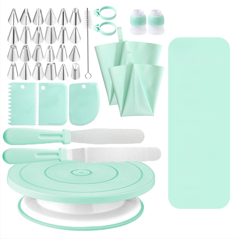 Qiao Sada na zdobenie tort s otáčacím tanierom, protišmyková, z nehrdzavejúcej ocele + plastu; Obsahuje 24 zdobiacich špičiek, 2 vrecká na zdobenie, 2 špachtle, 2 silikónové krúžky, 2 čistiace kefky