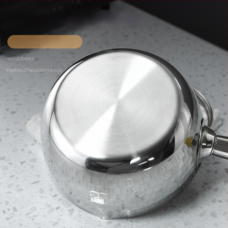 Nerezový Snow Pan s japonskou drevenou rúčkou, kalený vzor Hammered, nepriľnavý, jednopodlažné dno, vhodný pre bežné sporáky