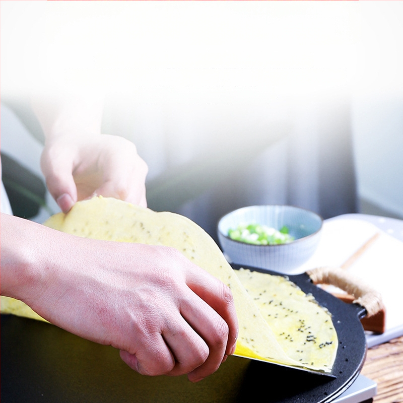 Panvica na palacinky z liatiny – nepriľnavý povrch, viacvrstvové dno, kompatibilný so všetkými sporákmi