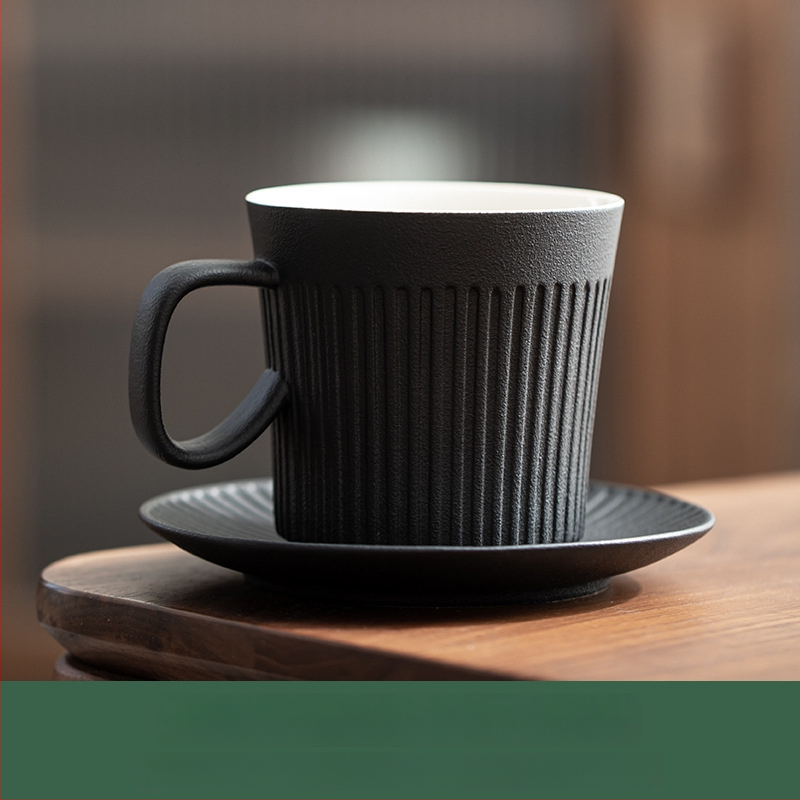 Japonský štýl keramická šálka na kávu s podšálkou, cylindrický tvar, vhodná do mikrovlnky, tepelne odolná