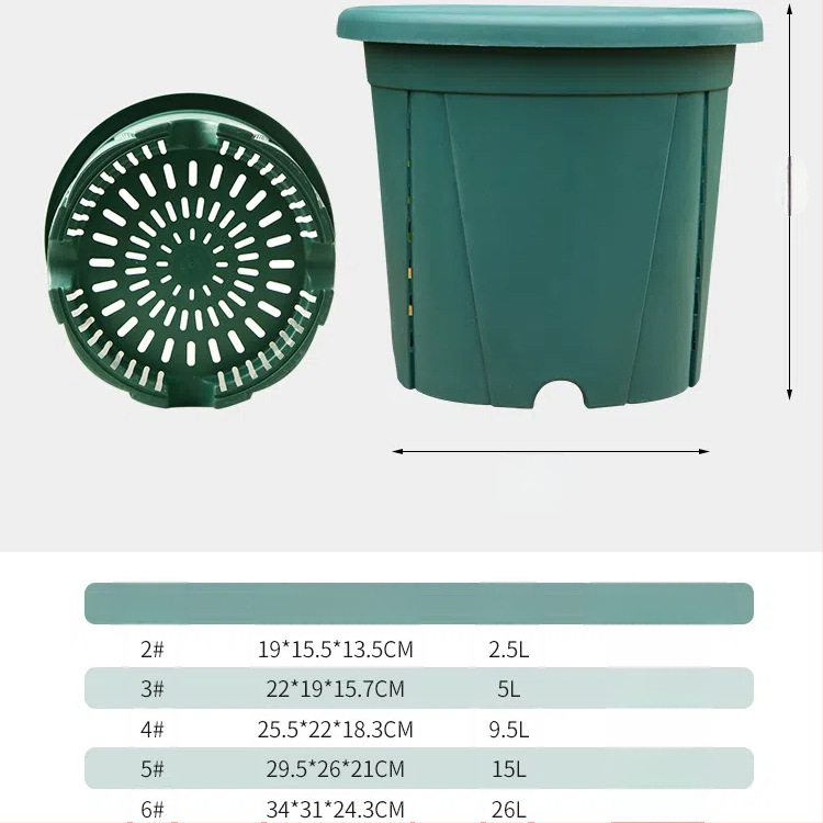 Kvetináč z živice s priedušnou konštrukciou, odolný voči deformáciám a korózii, pevný a odolný, vhodný na stolné aj podlažné použitie.