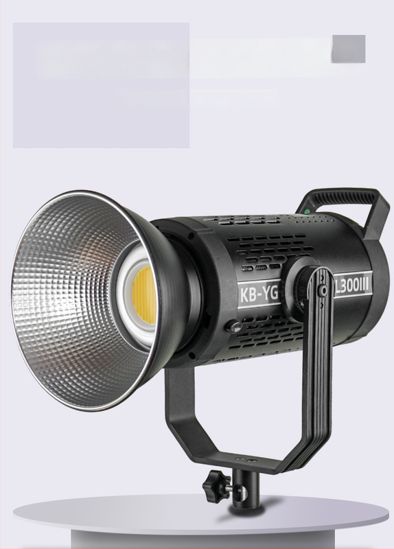 Сферична светлина за фотография и лайв стрийминг; 150W+ мощност; регулируема яркост; подходяща за снимане и излъчване; монтажна стойка