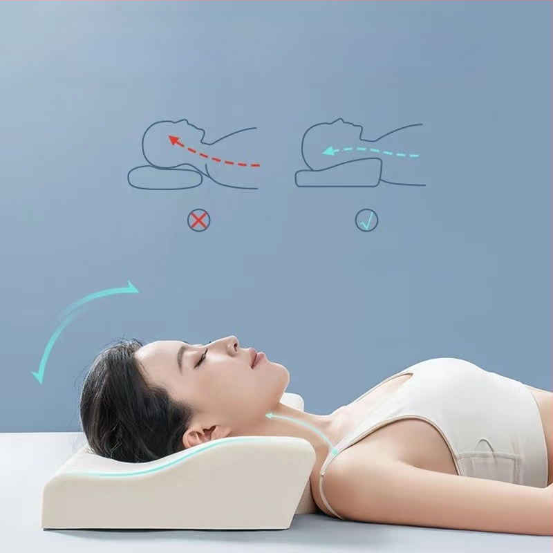 Motýľový latexový vankúš s prírodným latexom, obsah latexu nad 90%, pletené jadro, jednoduchý štýl