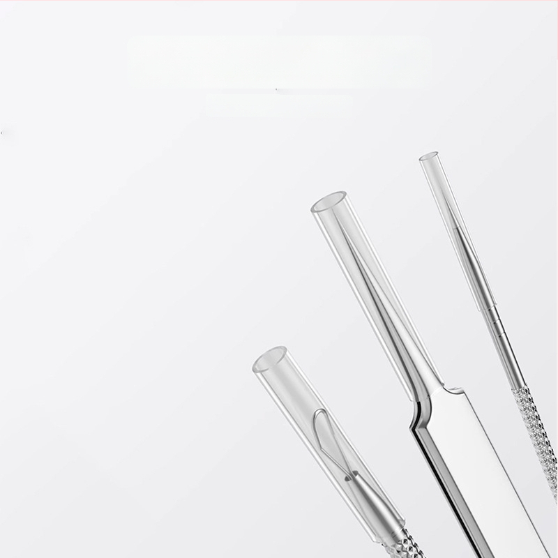 Sada 4 nerezových ihiel na akné pre odstraňovanie čiernych bodiek