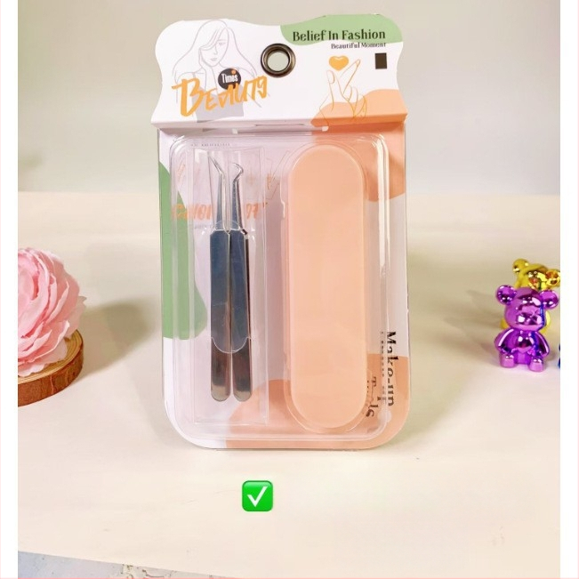 Snow Mary Sada ihiel na akné z nehrdzavejúcej ocele so zakrivenými a šikmými hrotmi