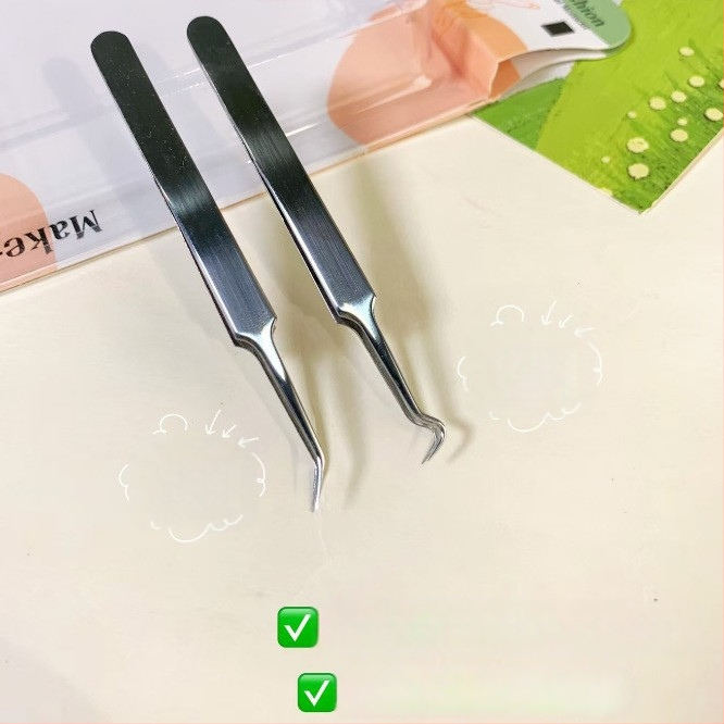 Snow Mary Sada ihiel na akné z nehrdzavejúcej ocele so zakrivenými a šikmými hrotmi