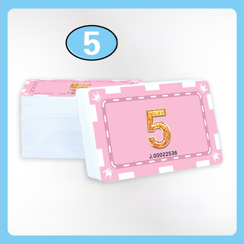 PVC pokera kartes un žetoni – ūdensizturīgi, nodilumizturīgi, piemērotas Texas Hold’em un spēļu zālēm