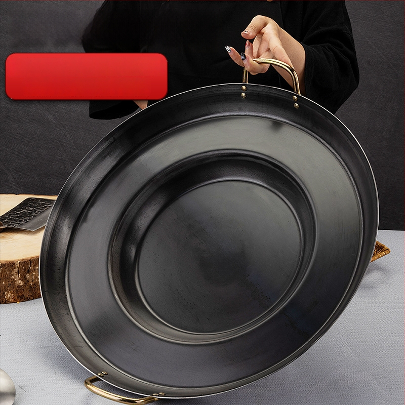 Wok z liatiny, odolný voči hrdzi, hĺbka 8 cm, dno s jedným plochým dnom, určený pre plynovú varnú dosku