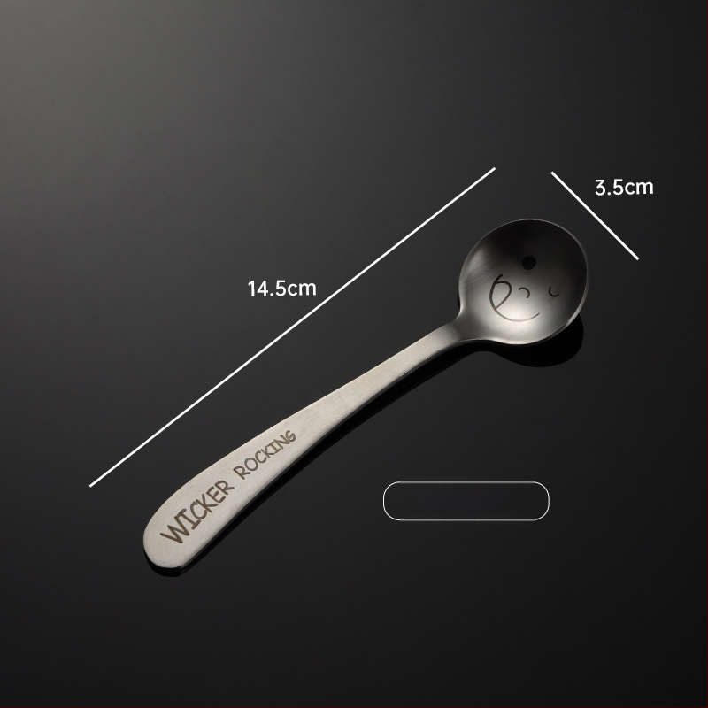 Sada príborov z 304 nerezovej ocele s laserovým motívom úsmevu a naklonenou rúčkou – lyžica, paličky a vidlička, kompletná sada s logom