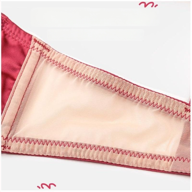 Бюстгальтер — нейлонова основна материя; чашка 3/4; тънка формована чашка; фиксирани двойни презрамки; функция: събиране