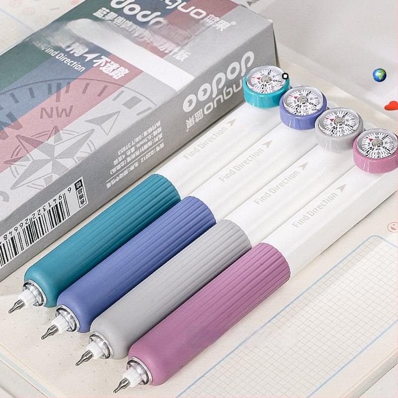 Blue fruit Compass vreckové pero — plastové telo, hrot z nehrdzavejúcej ocele, hmotnosť 60 g.