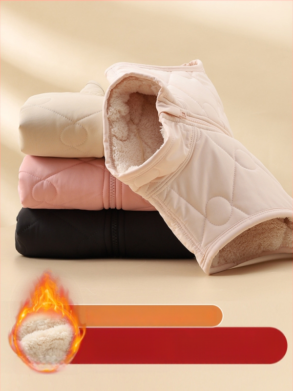 Detská vesta z polyesteru s podšívkou a výplňou z polyesteru, zapínanie na zips