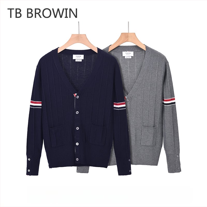 TB BROWIN Cardigan v kórejskom štýle so žakardovým vzorom a pruhovaným dizajnom, V-krk, dlhé rukávy, vlna 30–35%, stredná dĺžka