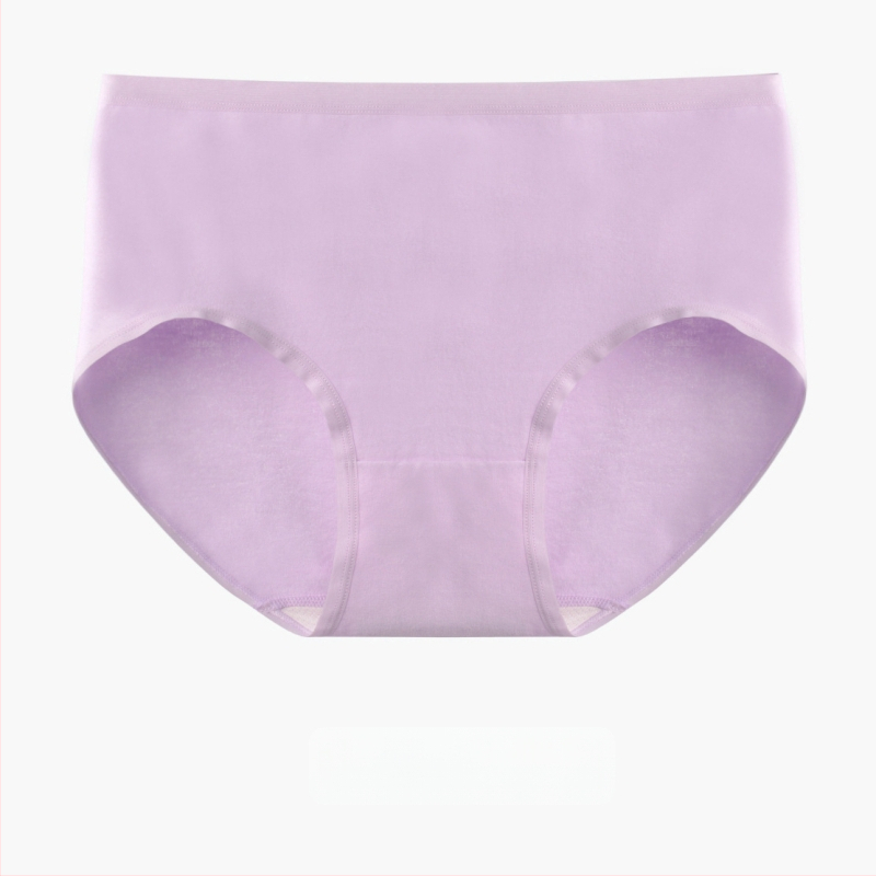 Дамски безшевни памучни бикини – 60 нишки дълговлакнест памук, антибактериални, средна талия