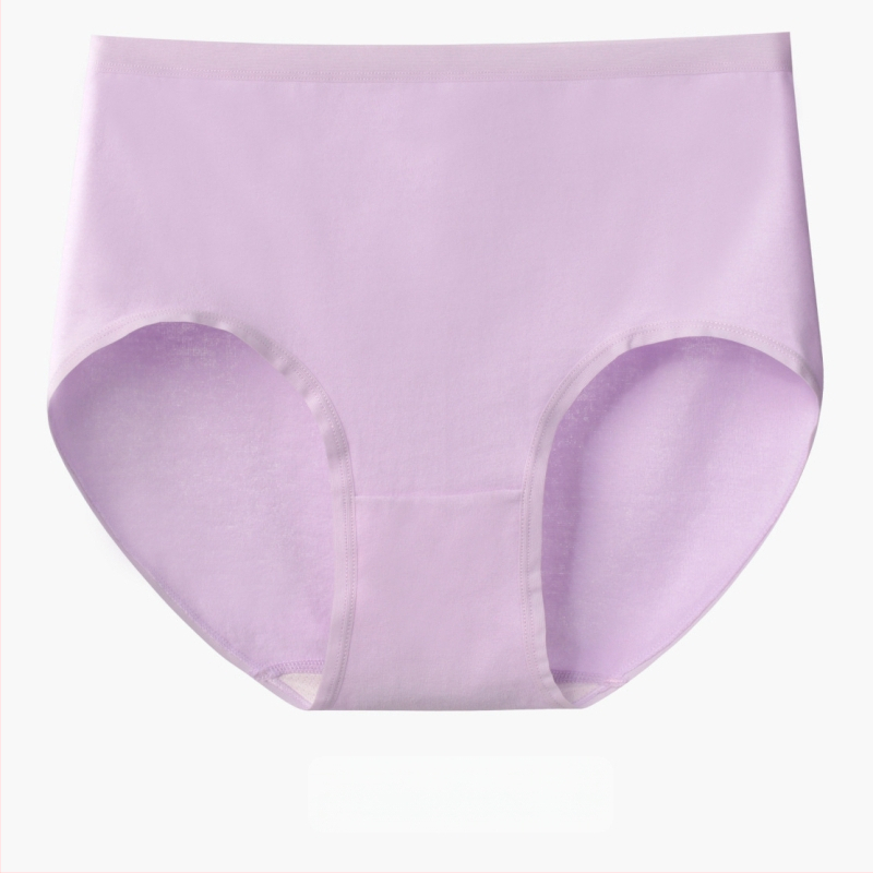 Дамски безшевни памучни бикини – 60 нишки дълговлакнест памук, антибактериални, средна талия