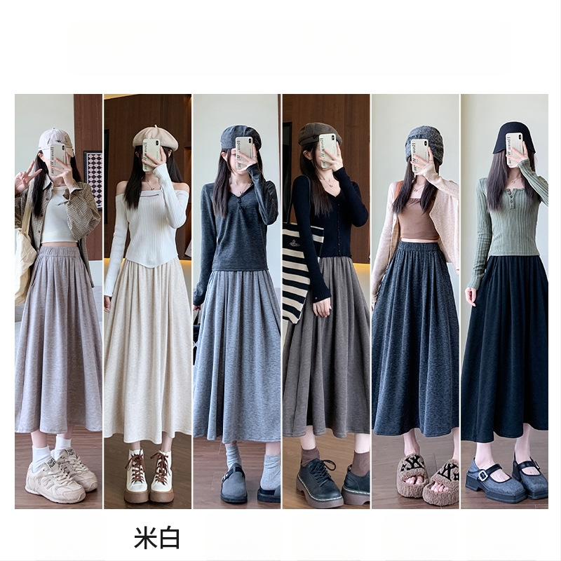 Midi sukňa s tvarom dáždnika – polyester s elastanom, pletená látka, mikroelastická, jeseň 2024