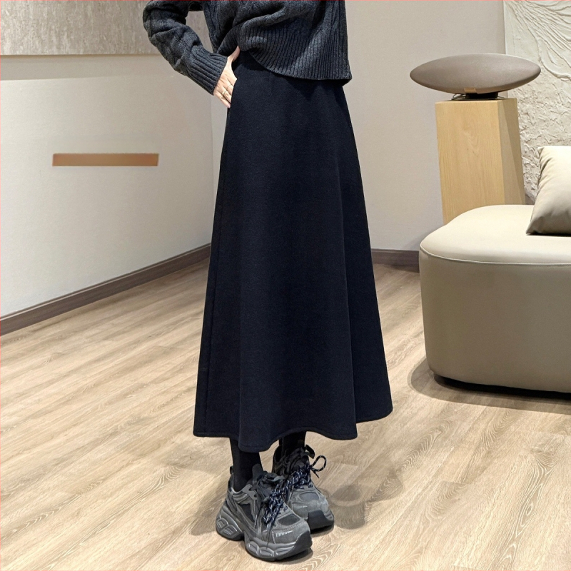 Plisovaná midi sukňa, polyester farbený priadzami, 2025 zima, Elegantný mestský štýl