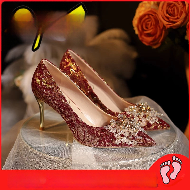 Vysoké topánky na opätku s ostrým nosom, PU vršok, tenký podpätok 6-8 cm, zapínanie Slip-On