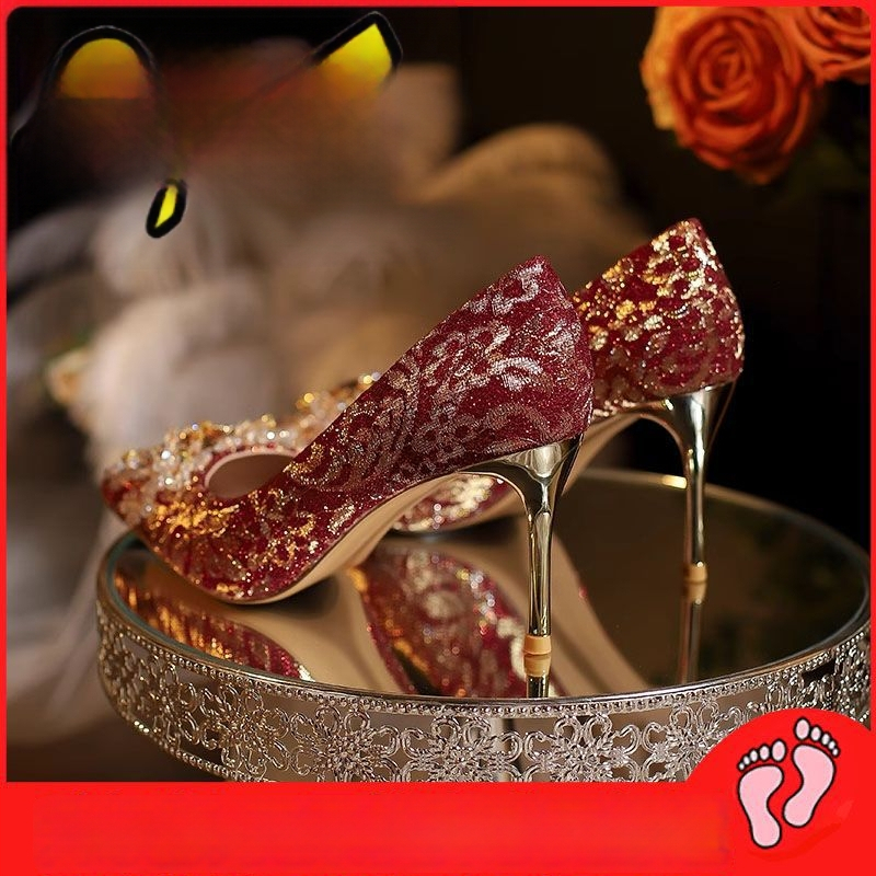 Vysoké topánky na opätku s ostrým nosom, PU vršok, tenký podpätok 6-8 cm, zapínanie Slip-On