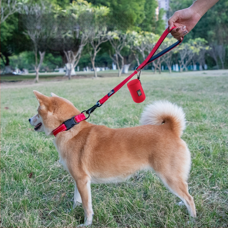 Dispenser na vrecká na psie výkaly, ručný, sieťovaná tkanina, priedušný, vonkajšie použitie