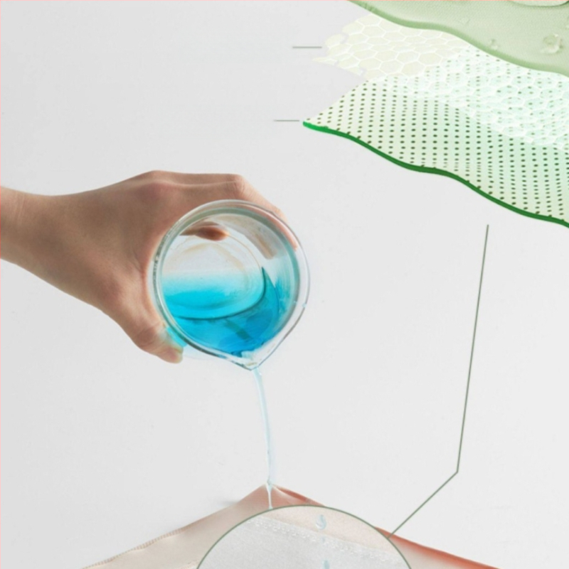 Menštruačné nohavičky s ochranou proti úniku a bočnému presakovaniu, priedušný bavlnený materiál (vonkajší 95% bavlna, vnútorná vrstva 100% bavlna)