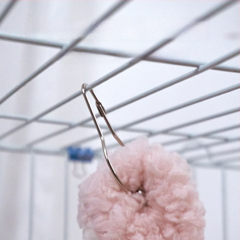 Textilné visiace trojuholníkové hniezdo pre vtáky – priedušné zimné spacie hniezdo pre malé vtáky, proti deformácii nôh