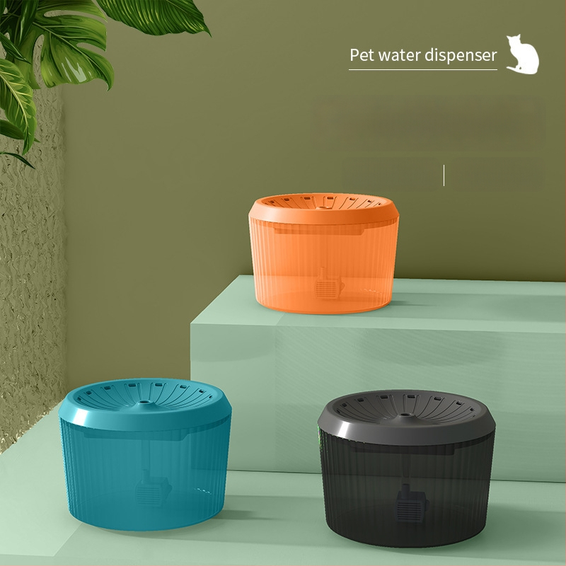 Dávkovač vody pre domáce zvieratá s proti úniku, automatická cirkulácia s filtráciou, odnímateľný, vhodný pre psy a mačky