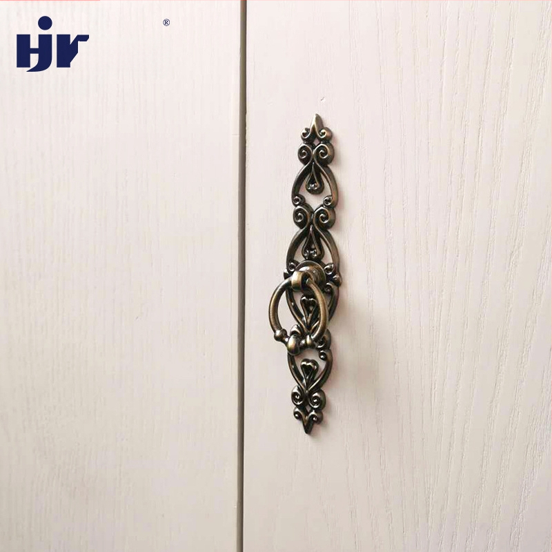 Rukoväť na dvierky skrine v štýle Nový čínsky štýl, zinková zliatina, liatie pod tlakom, pásikovitý tvar, montáž na povrch, model Z440