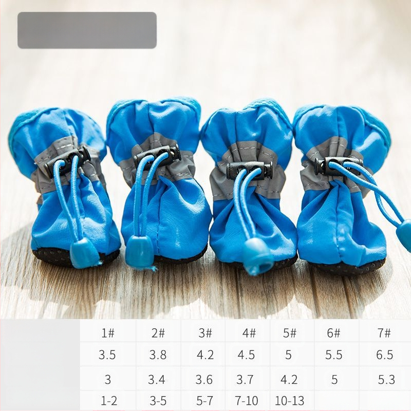 Topánky pre psov s mäkkou podrážkou, syntetická koža, odolné voči opotrebovaniu, karikatúrny štýl, univerzálne použitie (Model FBX888)