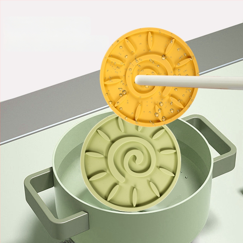 Silikónové kruhové podložky pod taniere – teplovzdorné, jednofarebný dizajn, Ainori, uvedené 2023