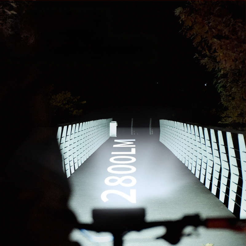 ACRUNU predné svetlo na bicykel, vodotesné, nabíjateľné, vysoký jas, dlhá výdrž batérie