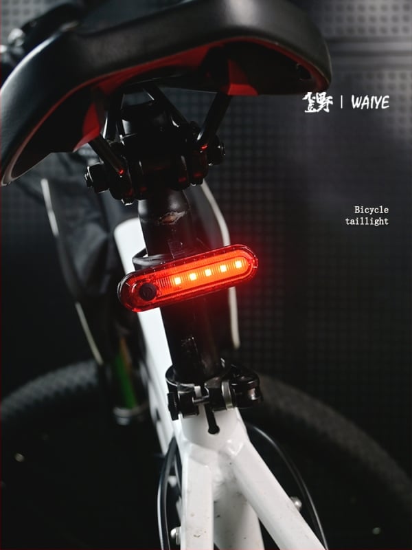 Zadné svetlo na horské kolo s nabíjateľnou funkciou, na nočné jazdy, blikajúci režim, kompatibilné s horskými, cestnými a balansnými bicyklami