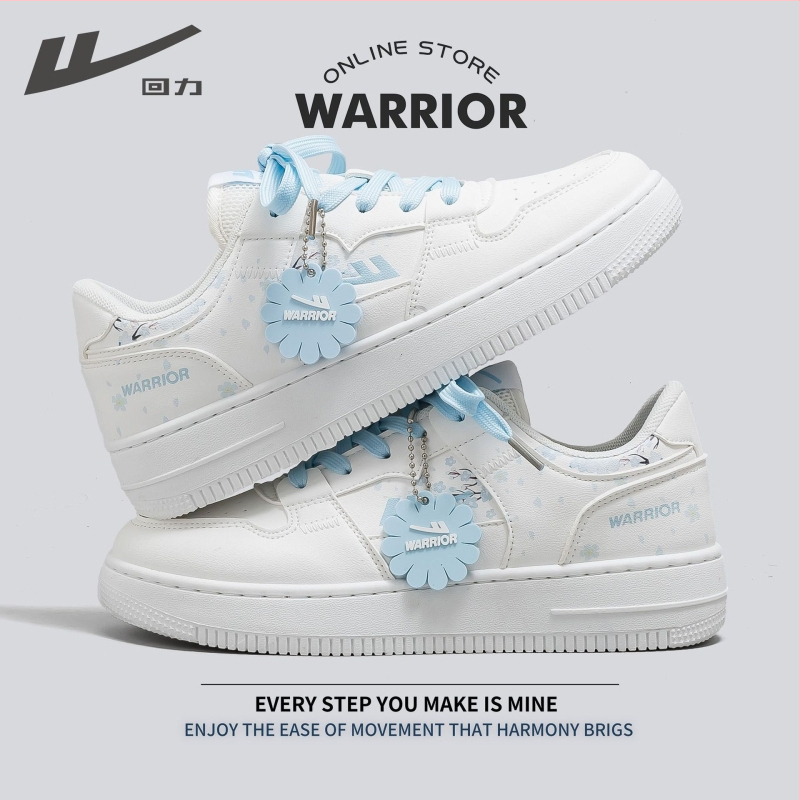 Reebok unisex nízke tenisky — zaoblená špička, vrchný materiál: syntetická koža, zapínanie na šnúrky