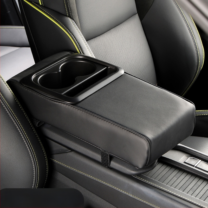 Ādas universālais auto rokasbalsts ar uzglabāšanas kastīti un krūzes turētāju — bez personalizācijas, autorizētas privātas zīmes