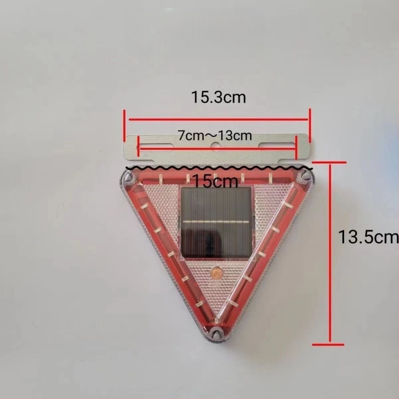 LED zadné svetlo nákladného auta so solárnym blikaním, anti-tailgating, silné magnetické uchytenie, 12-24V